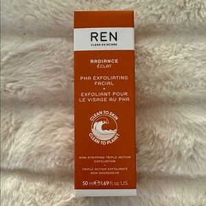 REN Clean Skincare Radiance PHA Exfoliating Facial - Orange